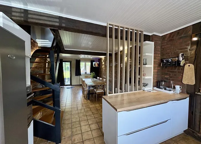 Chez Bene Bed & Breakfast *